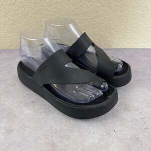 Crocs Getaway Platform Flip Black Sandals Women's Sz 7 Thong Wedge Toe Loop